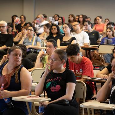Estudiantes en Puan.