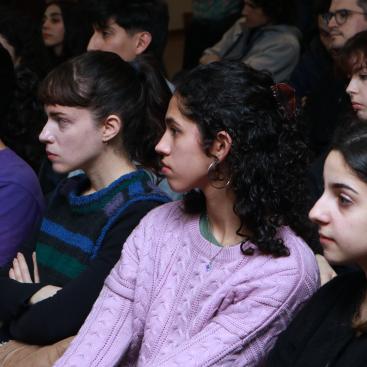 Estudiantes en Puan.