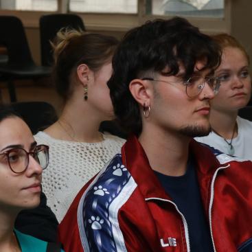 Estudiantes en Puan