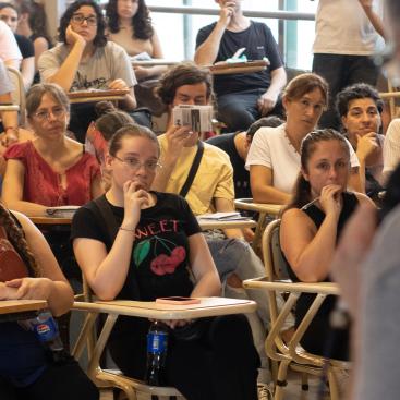 Estudiantes en Puan.
