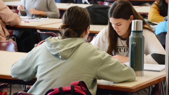 Estudiantes en sede Puan. 