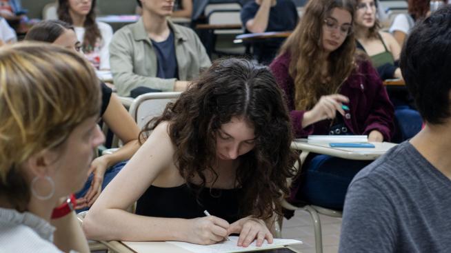 Estudiantes en Puan.