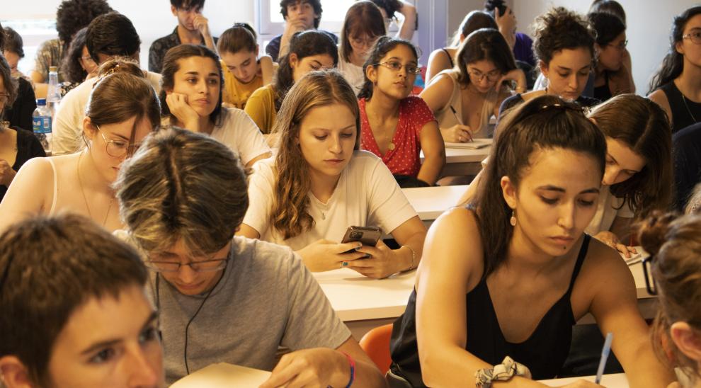 Estudiantes en sede Puan.