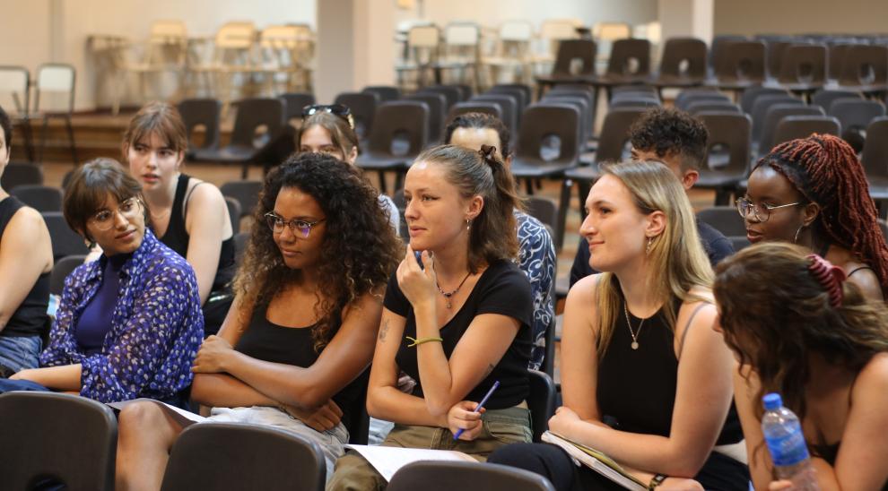 Estudiantes en sede Puan