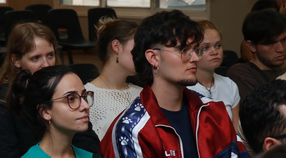 Estudiantes en Puan.