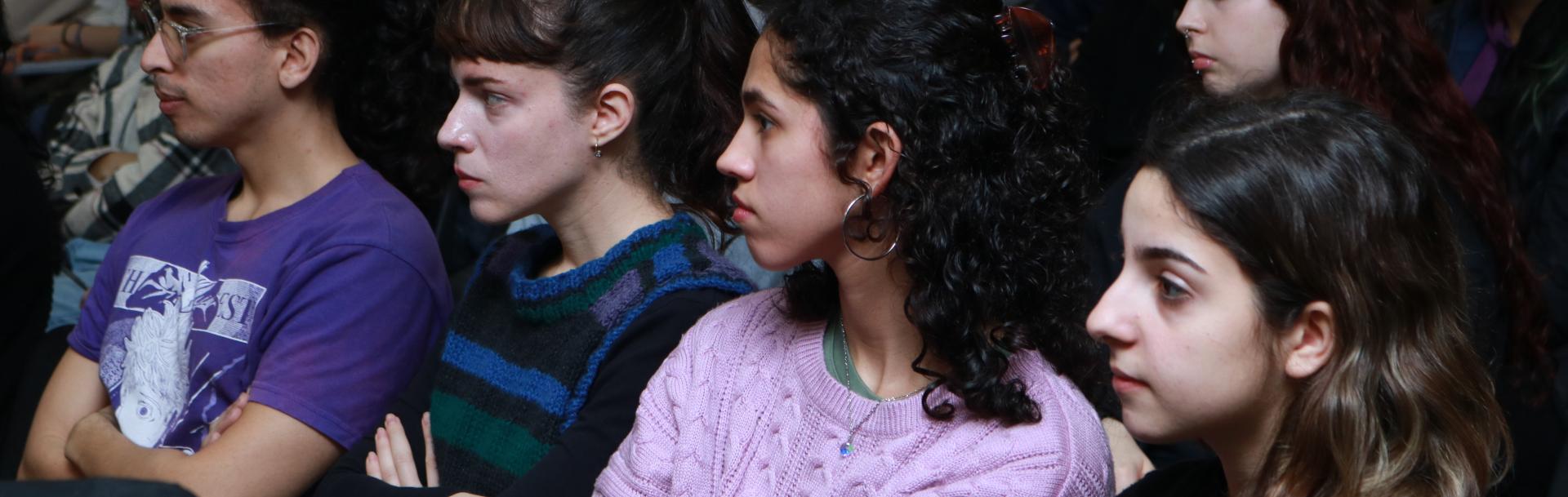 Estudiantes en Puan.