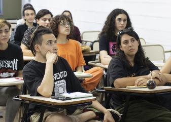 Estudiantes en sede Puan. 