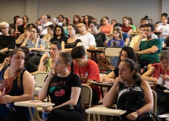 Estudiantes en Puan.