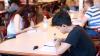 Estudiante en la biblioteca de Puan. 